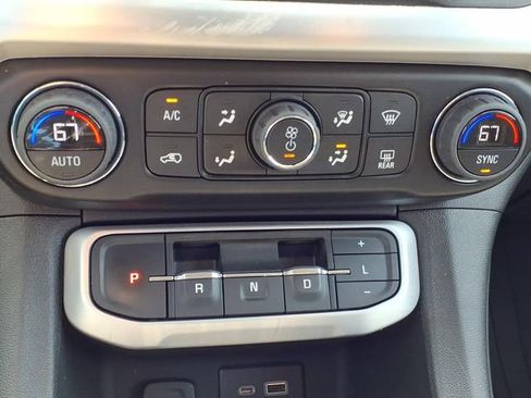 Used 2023 GMC Acadia SLE AWD/4WD image 31