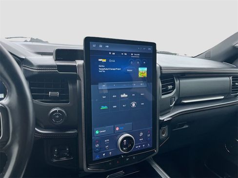 Used 2023 Ford Expedition Max Platinum image 15