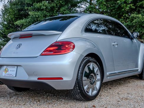 Used 2016 Volkswagen Beetle 1.8T SEL FWD image 5