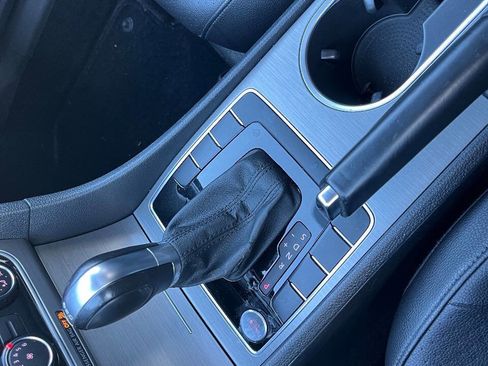 Used 2014 Volkswagen Passat TDI SE image 14