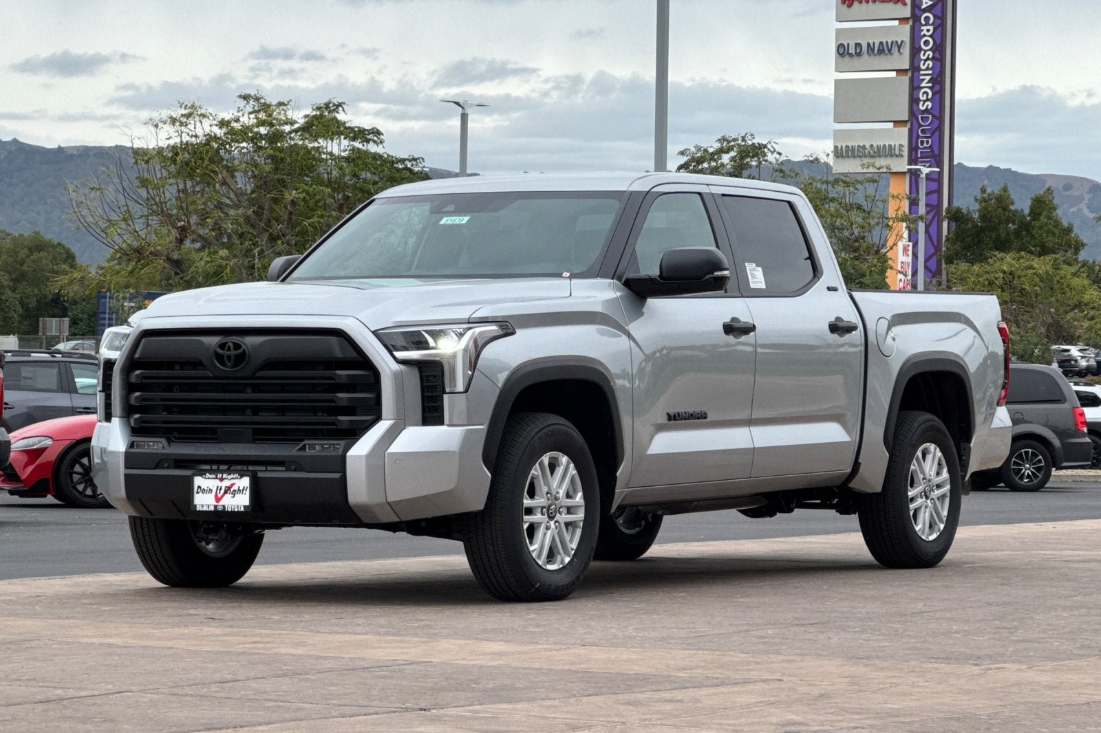 New 2026 Toyota Tundra SR5 w/ SR5 Convenience Package AWD/4WD image 8