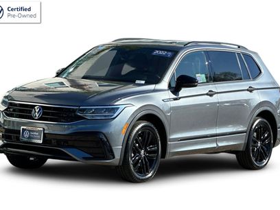 Used 2022 Volkswagen Tiguan SE R-Line