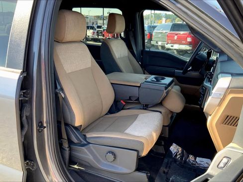 Used 2023 Ford F150 XLT image 16