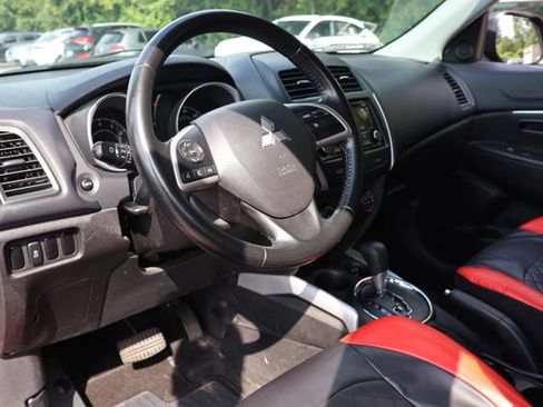 Used 2014 Mitsubishi Outlander Sport ES FWD image 12