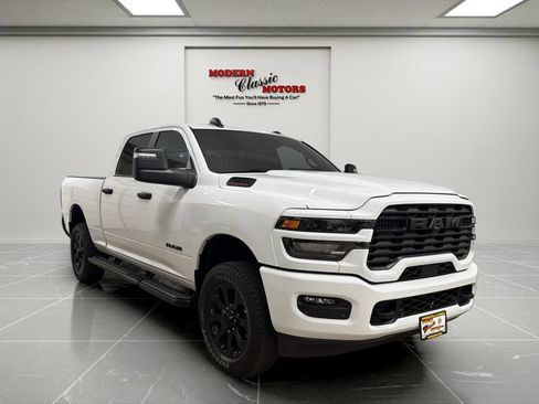 Used 2025 RAM 2500 Big Horn AWD/4WD image 7