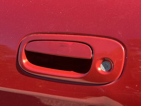 Used 2010 Dodge Challenger R/T image 29