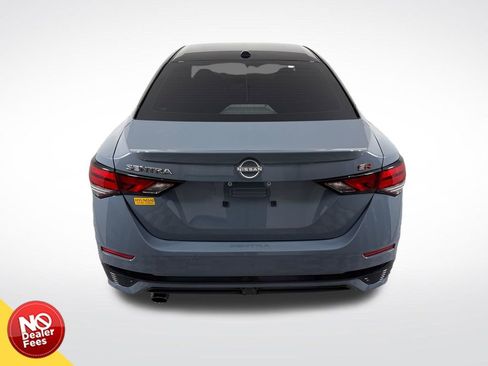 Used 2025 Nissan Sentra SR FWD image 5