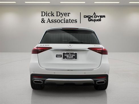 Used 2024 Mercedes-Benz GLE 350 4MATIC image 3