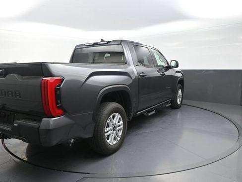 Used 2026 Toyota Tundra SR5 w/ SR5 Premium Package AWD/4WD image 9