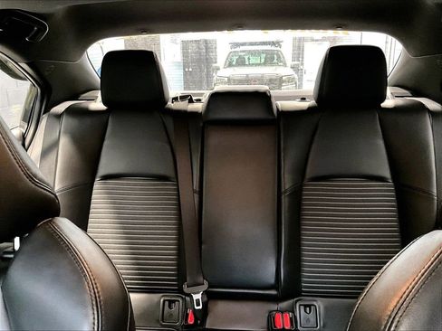 Used 2020 Toyota Corolla XSE image 15