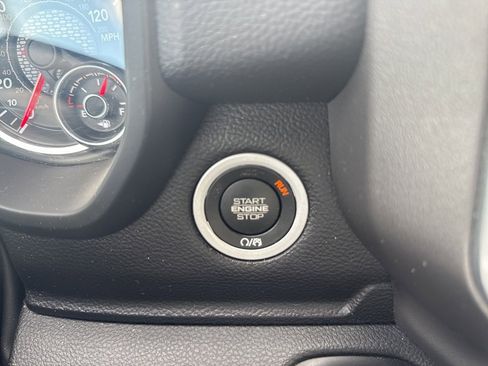 Certified 2022 RAM 1500 Big Horn image 9