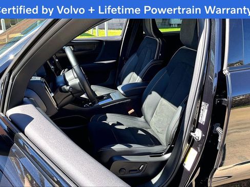 Used 2023 Volvo C40 P8 Recharge Ultimate image 32