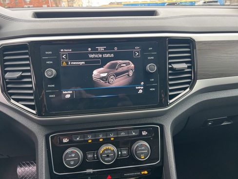 Used 2023 Volkswagen Atlas SE image 20