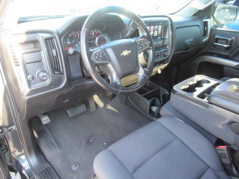 Used 2019 Chevrolet Silverado 1500 LT RWD image 17