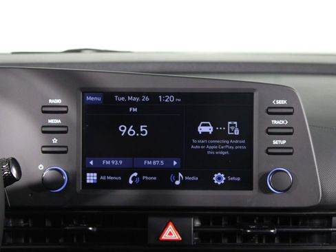 Certified 2025 Hyundai Elantra Sport FWD image 9