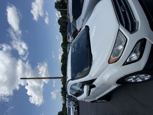 Used 2018 Ford EcoSport SE w/ SE Convenience Package FWD image 2