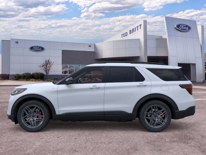New 2026 Ford Explorer ST-Line w/ ST-Line Street Pack AWD/4WD image 4