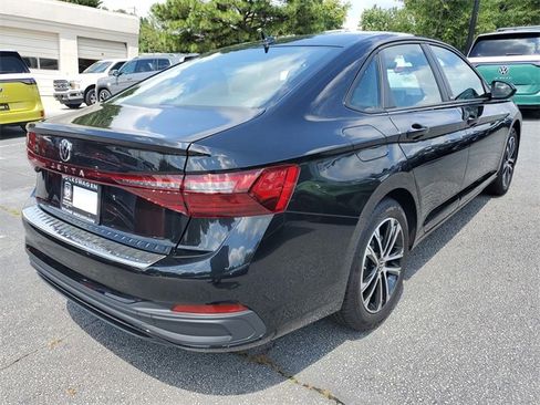 New 2025 Volkswagen Jetta Sport image 4