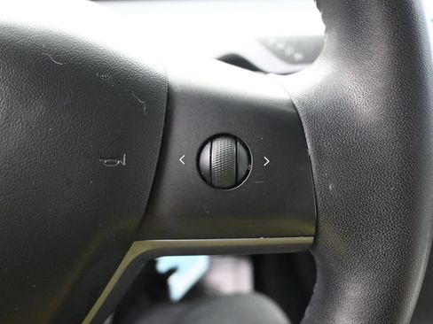 Used 2020 Tesla Model 3 Standard Range Plus RWD image 19