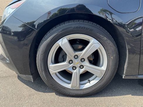 Used 2018 Chevrolet Volt LT FWD image 6