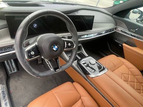 Used 2023 BMW 740i w/ Parking Assistance Package RWD image 9