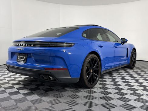 Certified 2025 Porsche Panamera image 9