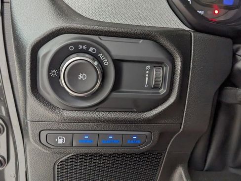 Used 2025 Jeep Wrangler Unlimited Sport S 4xe AWD/4WD image 21