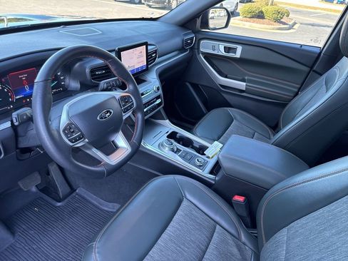 Used 2023 Ford Explorer Timberline w/ Timberline Technology Package image 10