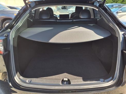 Used 2023 Tesla Model Y Long Range image 10