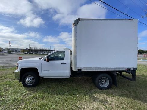 Used 2018 Chevrolet Silverado 3500 W/T w/ WT Convenience Package RWD image 3