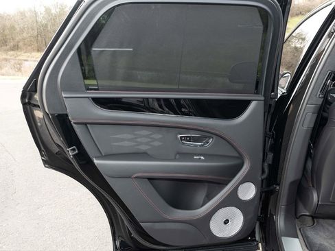 Certified 2025 Bentley Bentayga AWD/4WD image 57