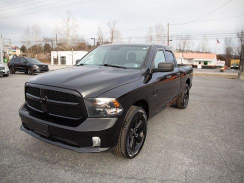 Used 2019 RAM 1500 Express w/ Express Value Package image 8