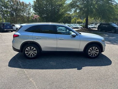 Used 2026 Mercedes-Benz GLC 300 image 4