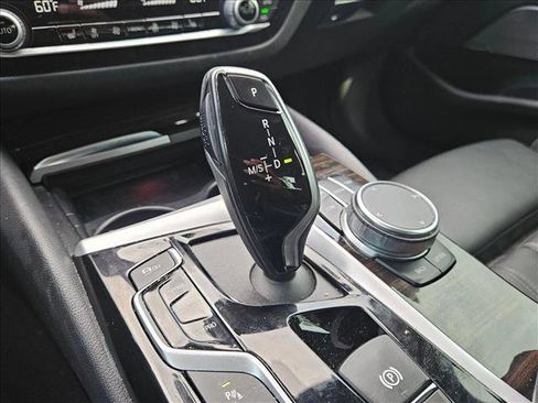 Used 2019 BMW 540i image 21