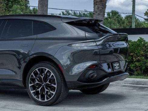 Used 2021 Aston Martin DBX AWD/4WD image 5