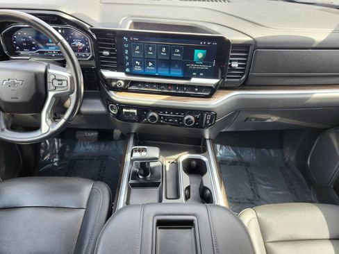 Used 2022 Chevrolet Silverado 1500 LT Trail Boss w/ LT Trail Boss Premium Package image 12