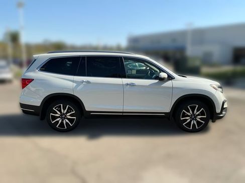 Certified 2019 Honda Pilot Touring image 6