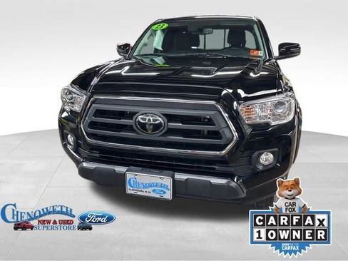 Used 2023 Toyota Tacoma SR5 image 5