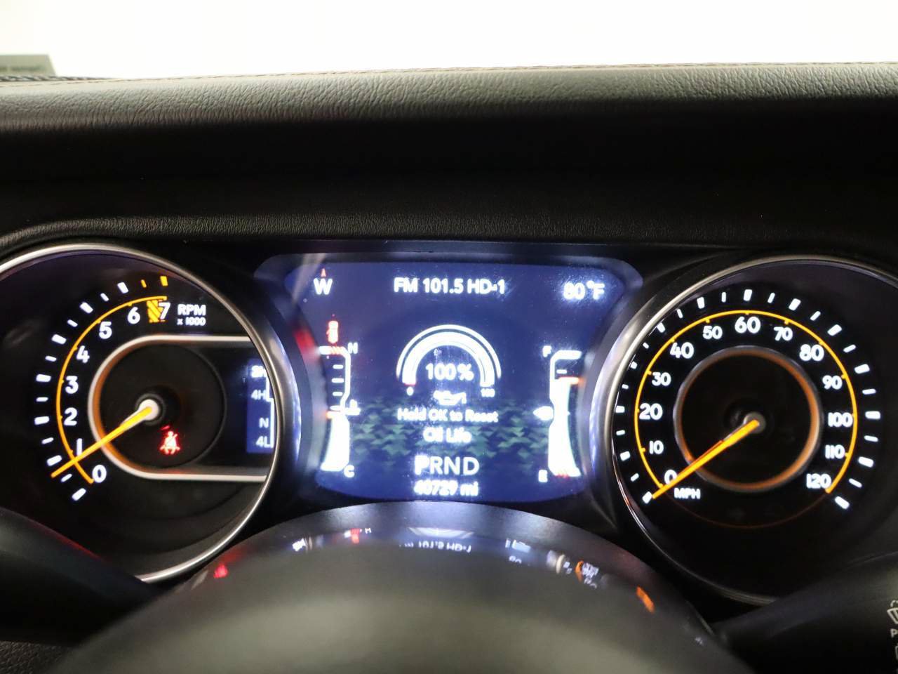 Used 2021 Jeep Wrangler Unlimited Sahara AWD/4WD image 7