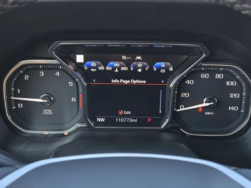 Used 2021 GMC Yukon SLT w/ SLT Premium Package image 13