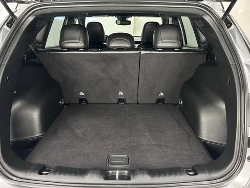 Used 2023 Jeep Compass Trailhawk image 14