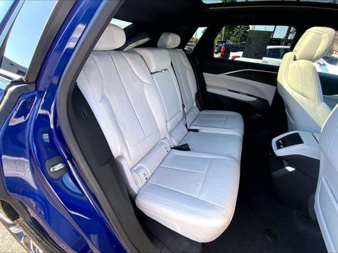 Used 2024 Cadillac Lyriq Sport AWD/4WD image 27