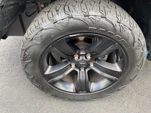 Used 2022 RAM 1500 Warlock w/ Warlock Decor Package AWD/4WD image 40