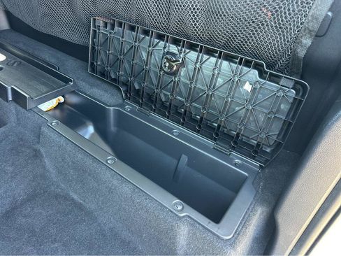 Used 2020 Toyota Tacoma SR RWD image 10