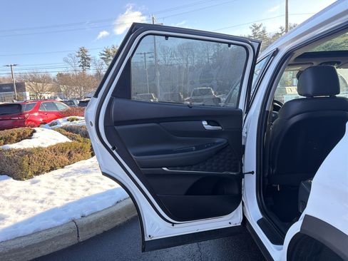 Used 2023 Hyundai Santa Fe Limited image 28