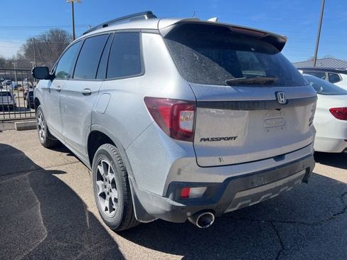 Used 2022 Honda Passport TrailSport image 4