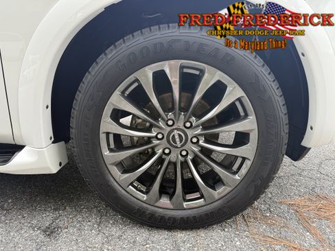 Used 2023 Nissan Armada Platinum w/ Captain's Chairs Package AWD/4WD image 10