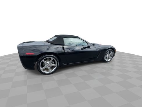 Used 2007 Chevrolet Corvette Convertible w/ Preferred Equipment Group RWD image 8