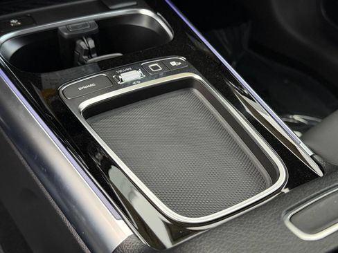 Used 2025 Mercedes-Benz GLA 250 image 31