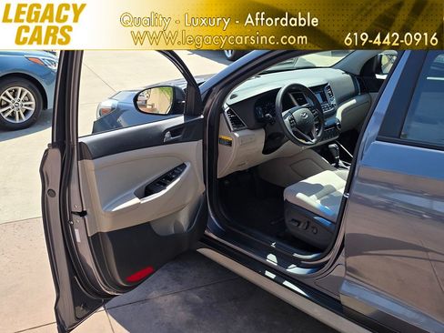 Used 2017 Hyundai Tucson SE w/ SE Popular Package 02 FWD image 47
